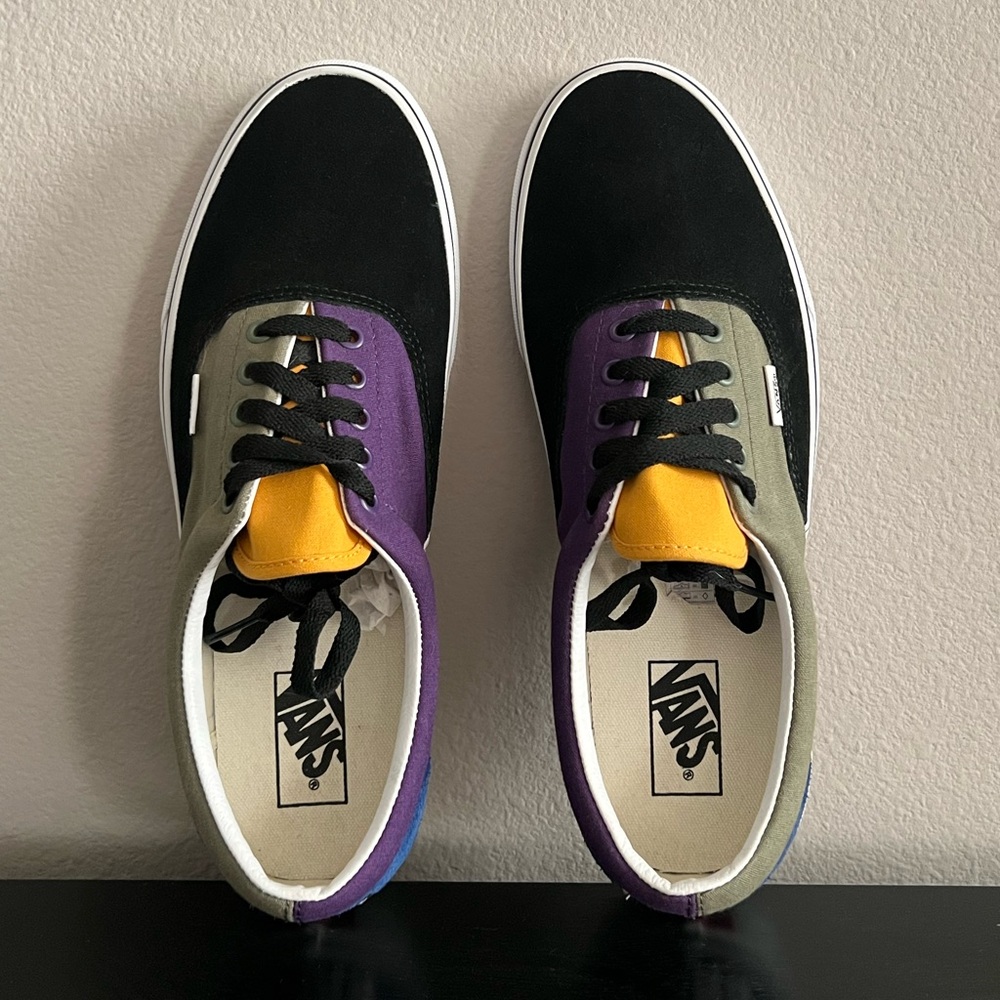 Era Vans - image 7